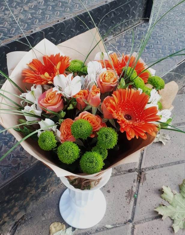 Букет цветов из: Герберы, Хризантемы, Альстромерии и Розы в Инжавино