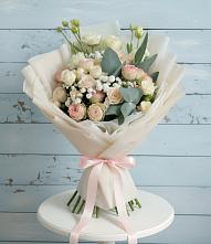 Букет цветов из:  Розы и Лизиантусы #REPLACE_PRED# Инжавино