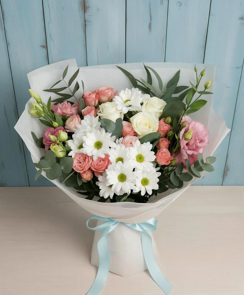 Букет цветов из: Розы, Лизиантусы и Хризантемы в Инжавино