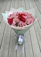 Букет цветов из:  Альстромерии в Инжавино