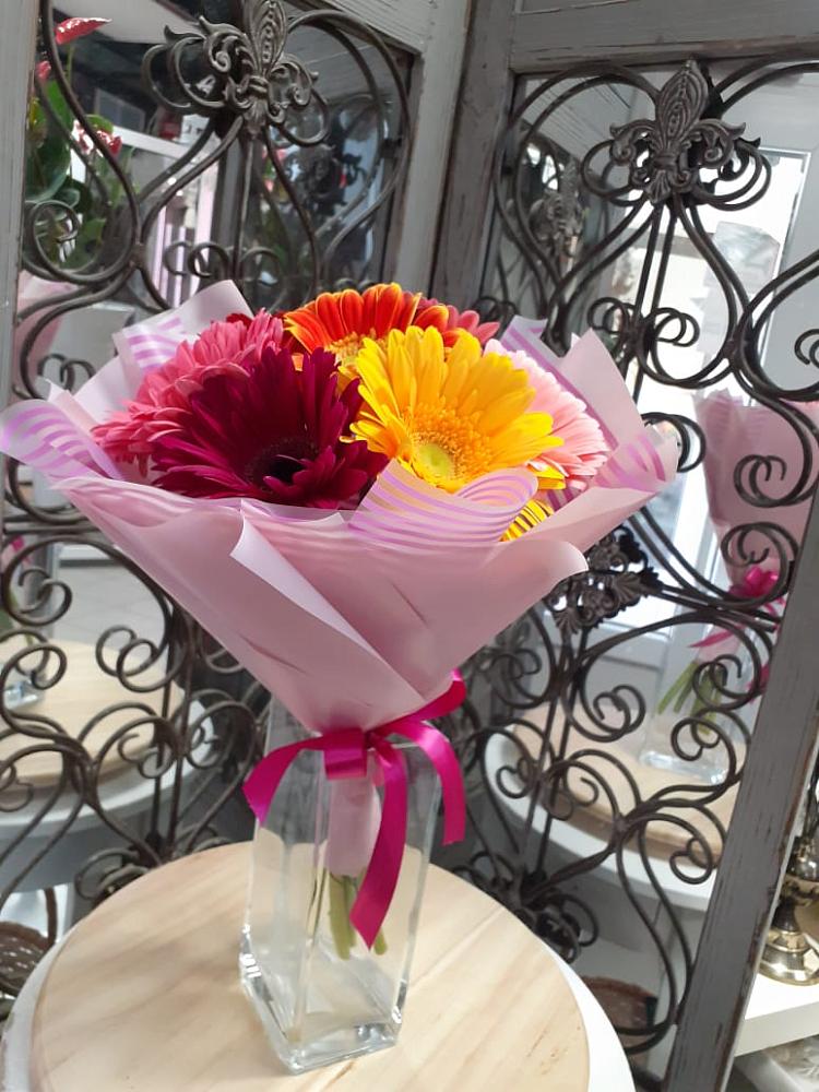 Букет цветов из: Герберы в Инжавино