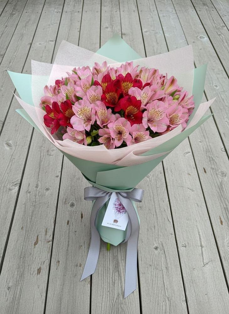 Букет цветов из: Альстромерии в Инжавино