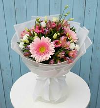 Букет цветов из:  Герберы, Альстромерии и Лизиантусы в Инжавино