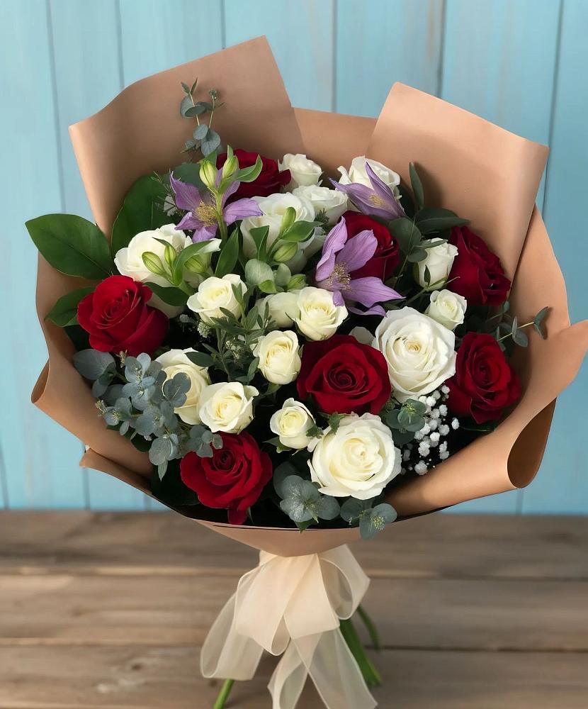 Букет цветов из: Розы и Альстромерии в Инжавино