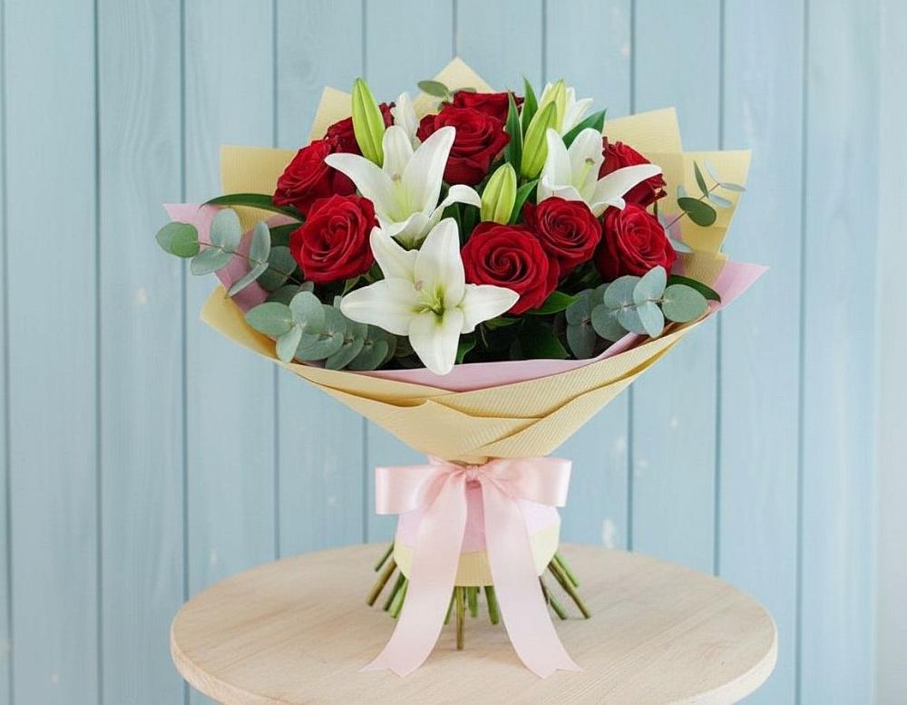 Букет цветов из: Лилии и Розы в Инжавино